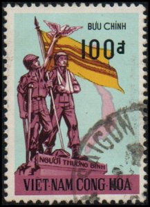 S.  Vietnam 438 - Used - 100pi Veteran's Memorial / Map / Flag (1972) (c...