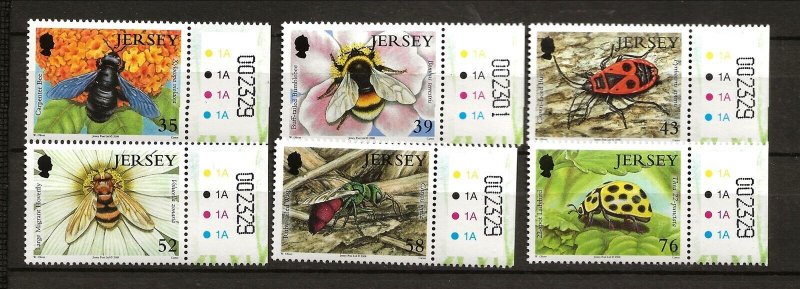 GB - Jersey Sc 1336-41 NH Set of 2001 - Insects - Bees, Ladybug, Wasp