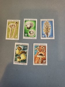 Stamps Central African Republic Scott #81-5 h