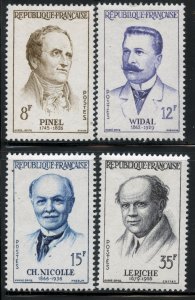 France # 865-8, Mint Never Hinge.