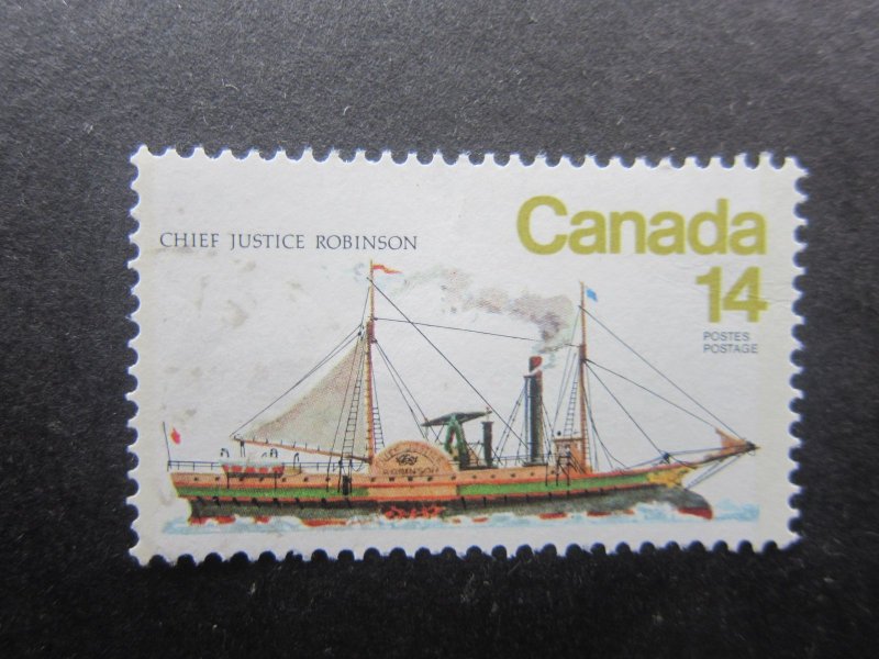 Canada #777 Ice Vessels Boats {ca2208}