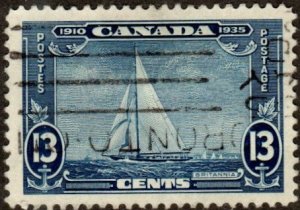 Canada 216 - Used - 13c Royal Yacht Britannia (1935) (cv $11.90) (2)