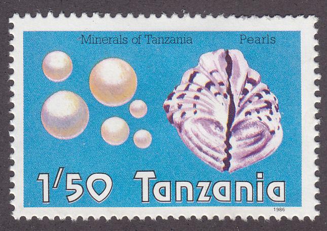 Tanzania 310 Cultured Pearls 1986