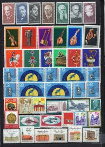GERMANY/DDR 1971 SET OF 56 STAMPS, 3 SHEETS & 2 BOOKLETS MNH