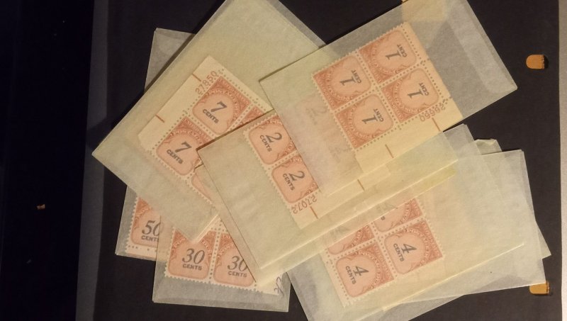 J88-101 Postage Due -BLOCK SET