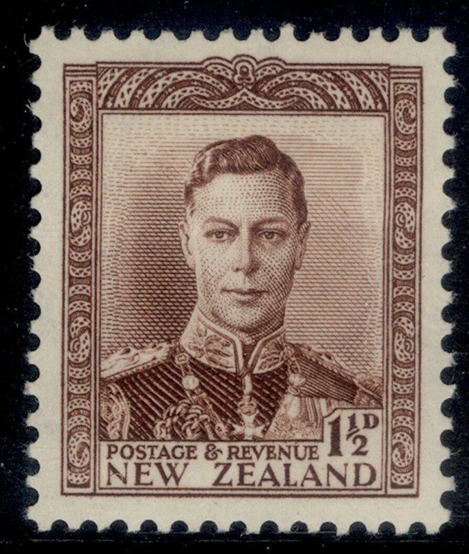 NEW ZEALAND GVI SG607, 1½d purple-brown, M MINT. Cat £26. 