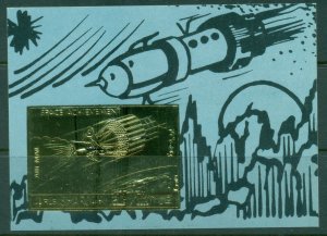 Sharjah 1972 Mi#MS130 Space Achievement, Gold Foil embossed MS MLH