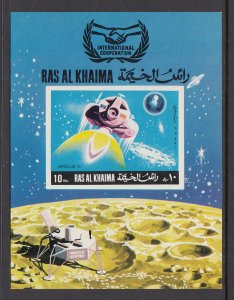 Ras al Khaima MI 321 BL72B Space Souvenir Sheet MNH VF