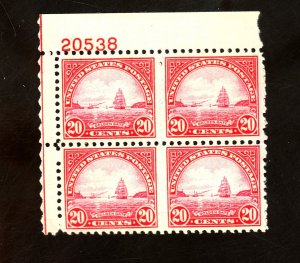 698 MINT PL BLOCK FVF OG NH Cat $60