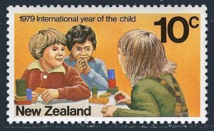 New Zealand 689 block/4, MNH. Michel 689. IYC-1979. Children playing.