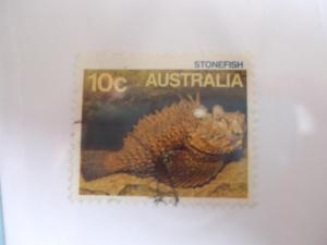 Australia #905 used