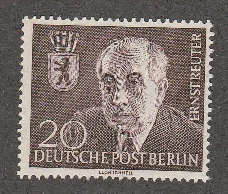 GERMANY #9NB104 MINT NEVER HINGED COMPLETE