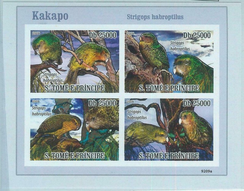 M1577 - S TOME & PRINCIPE, ERROR, 2009, IMPERF SHEET: Kakapo, Owl Parrots, Birds