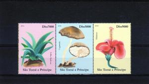 St.Thomas & Principe 2004 Mushrooms-Cactus strip (3) MNH  