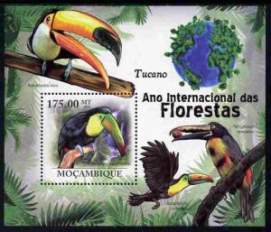Mozambique 2011 International Year of the Forest - Toucan...