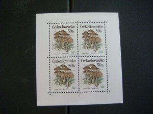wbstamps: Czechoslovakia 2758 m/s MOG NH Cat$10