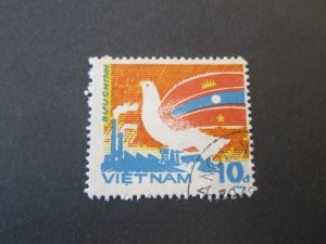 Vietnam 1984 Sc 1437 FU