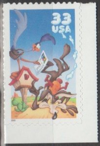 3392a, Single(LR) W/Wave Die Cut. Wile E. Coyote & Road Runner MNH, .33 cent.