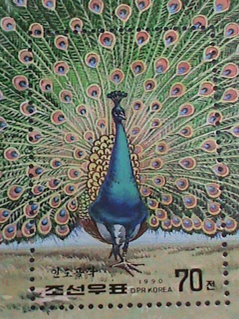 ​KOREA STAMP:1990-SC#2911-OPENING TAIL OF LOVELY PEACOCK BIRD-MNH S/S-VF