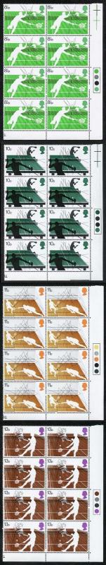 SG1022-5 1977 Rackets Set in Traffic light Blocks of 8 U/M