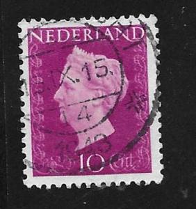 Netherlands SC# 289 - Queen Wilhelmina, brt red violet - USED