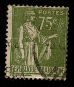 FRANCE Scott 272 Used