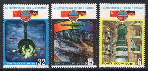 Russia MNH 4690-2 USSR/DDR Space Program SCV 2.75