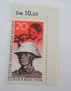 1958 Germany DDR SC #416 SOLDIER & WORKER MNH stamp