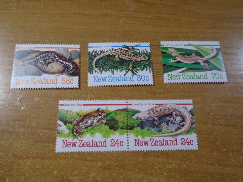 New Zealand  #  803-07  MNH