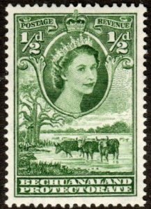 Bechuanaland Protectorate 154 - Mint-NH - 1/2p QE 2 / Cattle (1955) (cv $0.60)