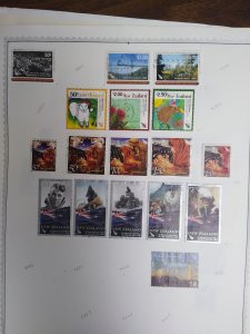 collection on pages New Zealand 2008-09 IG: CV $118