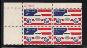 #C90 MNH pb/4 31c Plane  Globe & Flag 1976 Issue