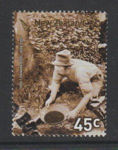 SC2087a 2006 New Zealand Gold Rush gold foil used