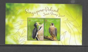 BIRDS - SINGAPORE #1998a HORNBILL & FALCON S/S MNH