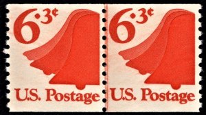 US 1518 MNH VF 6.3 Cent Liberty Bell Line Pair