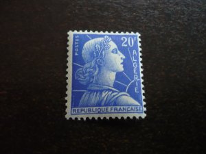 Stamps - Algeria - Scott# 284 - Mint Hinged Set of 1 Stamp