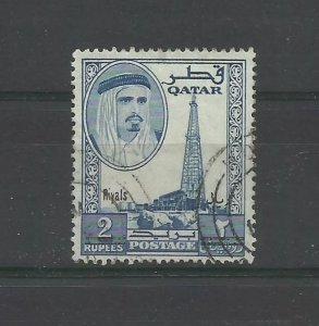 QATAR 1966 CHANGE OF CURRENCY 2 RUPEES O/PRINT 2 RIYALS SG: 149 USED
