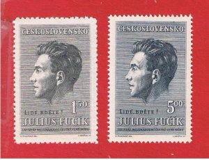 Czechoslovakia #440-441   MVFLH OG   Fucik   Free S/H