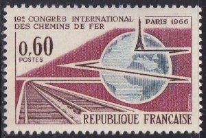 France 1161 (mnh) 60c Intl Railroad Congress (1966)