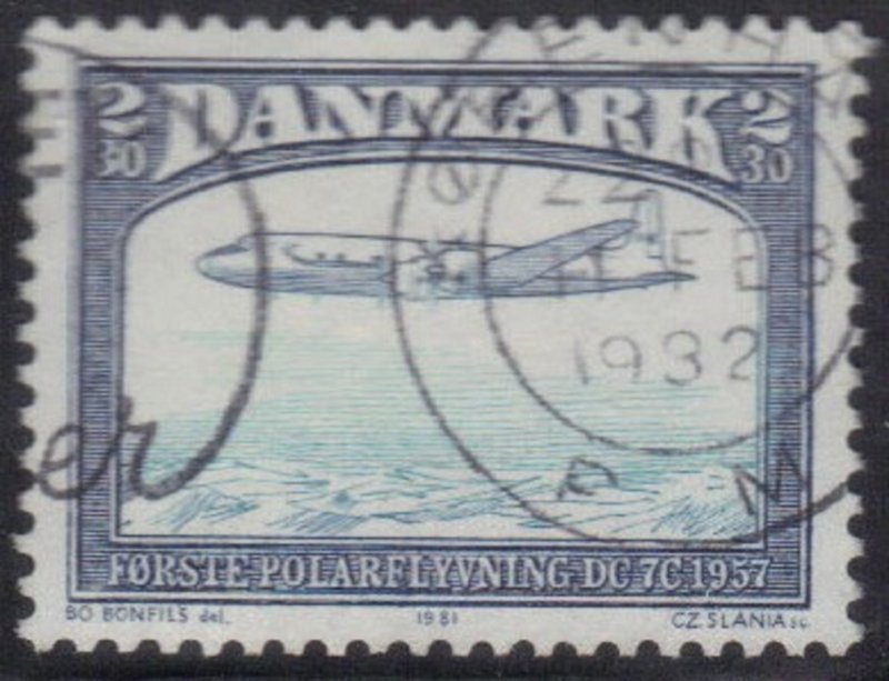 DENMARK SCOTT# 699 USED 2.30k 1981  AIRPLANE  SEE SCAN