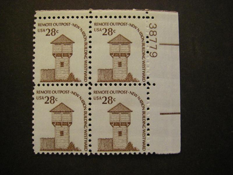 Scott 1604, 28c Fort Nisqually, PB4 #38779 UR, shiny, MNH Americana Beauty