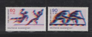 Germany #B562-63 (1979 Sports Federation charity set) VFMNH CV $2.00