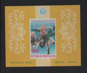 Indonesia  #1012a   MNH  1977   sheet orchids 100r