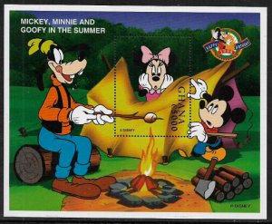Ghana #2013 MNH S/Sheet - Disney - Mickey - Minnie - Goofy