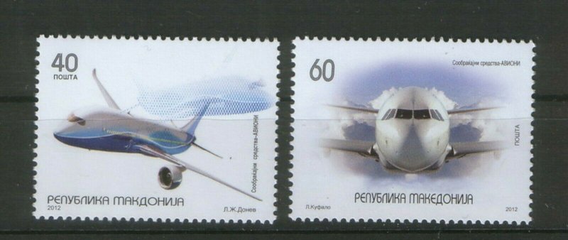 MACEDONIA--MNH SET-PLANE-ERROR MISSING LETTER E IN THE WORD MАКЕДОНИЈА-2012