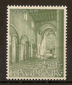 Luxembourg 1953 Abbey 2fr50 SG570 MNH