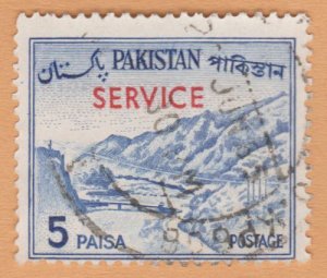 PAKISTAN STAMP 1963 SCOTT # O79b. USED. # 5