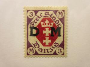 DANZIG  Scott  O21  MINT NEVER HINGED  LotDM  Cat $37.50