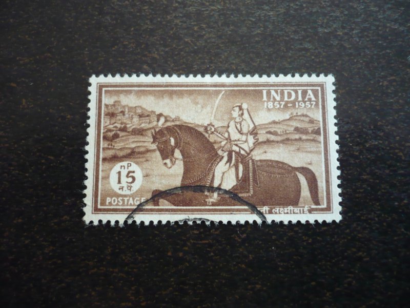 Stamps - India - Scott# 289 - Used Part Set of 1 Stamp