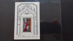 Germany 1977 Christmas Stamp Mint